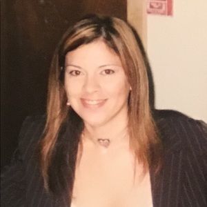 Meet your Posher, Mayra